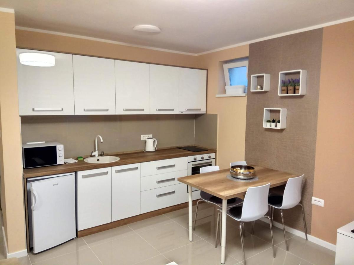 Apartment Cherry Gold Zrenjanin Bagian luar foto